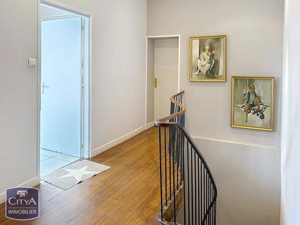 Maison à vendre 12 pièces 415m² Fresnoy-le-Grand (02230)