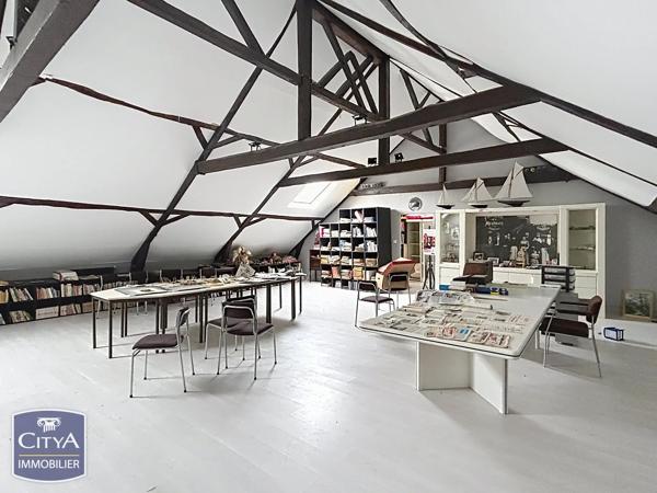 Maison à vendre 12 pièces 415m² Fresnoy-le-Grand (02230)