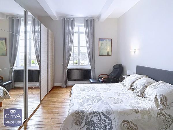 Maison à vendre 12 pièces 415m² Fresnoy-le-Grand (02230)