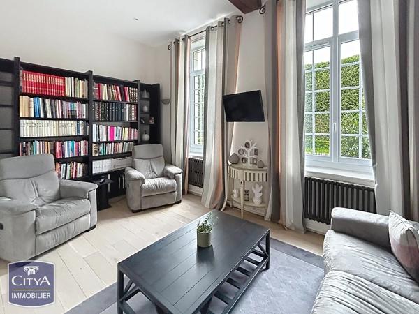 Maison à vendre 12 pièces 415m² Fresnoy-le-Grand (02230)