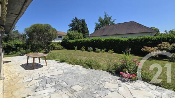 Maison à vendre  8 pièces - 190 m 2   BIZANOS  - 64