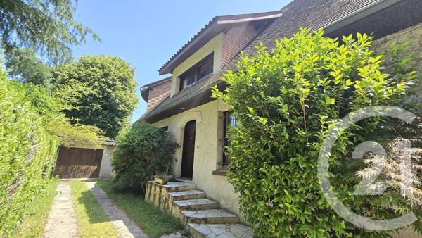 Maison à vendre  8 pièces - 190 m 2   BIZANOS  - 64