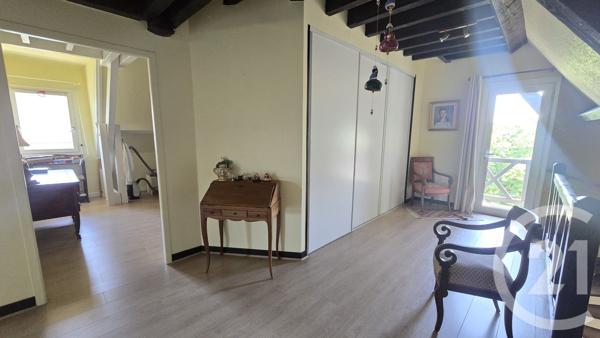 Maison à vendre  8 pièces - 190 m 2   BIZANOS  - 64