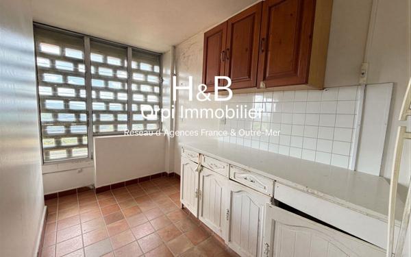 Appartement à vendre    4 pièces • 98,24 m2 Fort-de-France