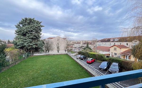 Appartement à vendre    1 pièce • 32,06 m2 Le Perreux-sur-Marne