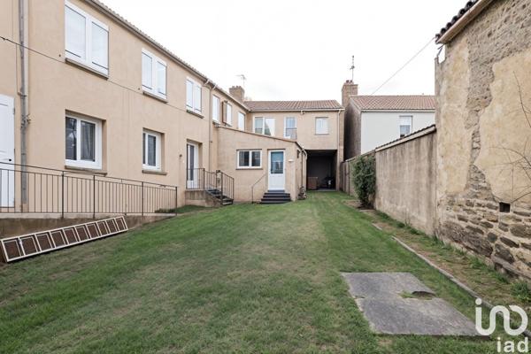 Hôtel-restaurant à vendre 300 m² Vairé