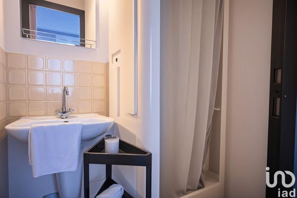 Hôtel-restaurant à vendre 300 m² Vairé