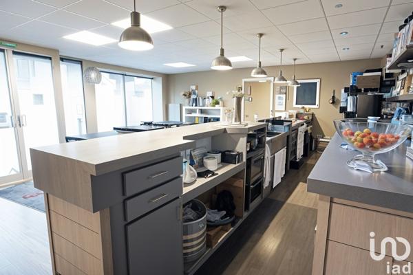 Hôtel-restaurant à vendre 300 m² Vairé