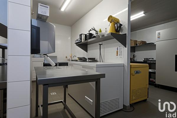 Hôtel-restaurant à vendre 300 m² Vairé