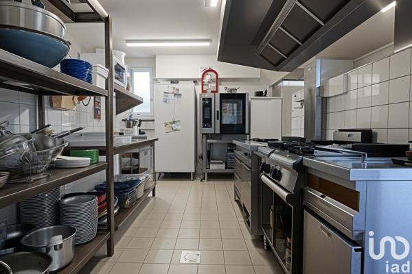 Hôtel-restaurant à vendre 300 m² Vairé