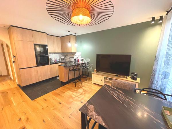 Appartement Saint Germain En Laye 3 pièce(s) 59.3 m2 €510 000 ** - Référence 18124