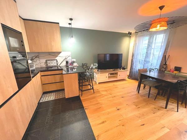 Appartement Saint Germain En Laye 3 pièce(s) 59.3 m2 €510 000 ** - Référence 18124
