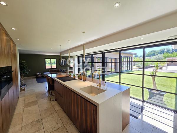 Maison T5 en vente à MONTMERLE SUR SAONE