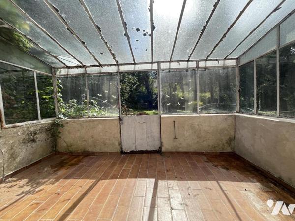 EXCLUSIVITE DE VOTRE NOTAIRE : maison et atelier avec grand jardin