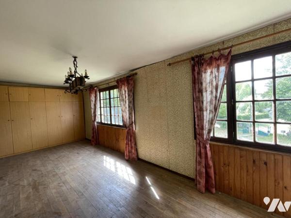 EXCLUSIVITE DE VOTRE NOTAIRE : maison et atelier avec grand jardin