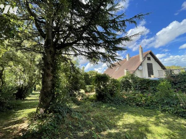 EXCLUSIVITE DE VOTRE NOTAIRE : maison et atelier avec grand jardin