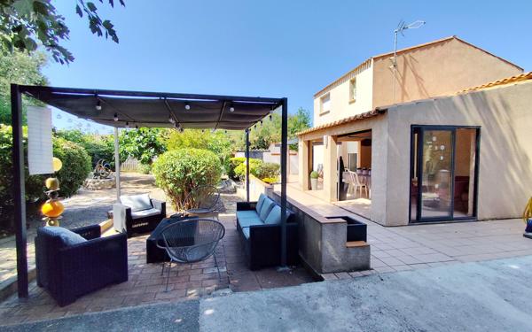 Maison à vendre    5 pièces •  Marseillan