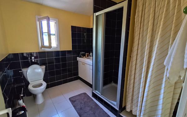 Maison à vendre    5 pièces •  Marseillan