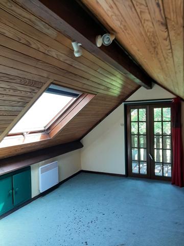 MAISON INDIVIDUELLE DANS UN ÉCRIN DE VERDURE