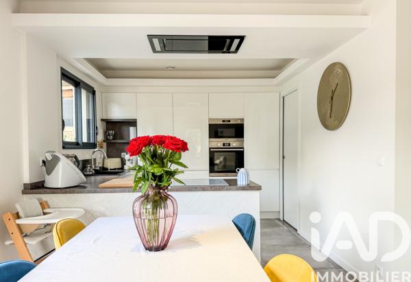 Maison à vendre 4 pièces 88 m² Sanary-sur-Mer