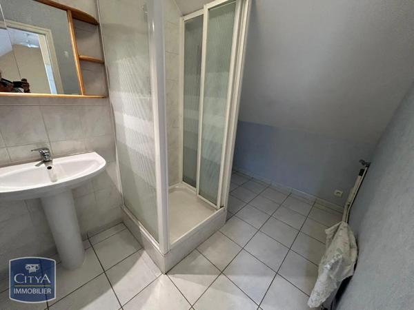 Appartement à louer 1 pièce 23.18m² Laval (53000)