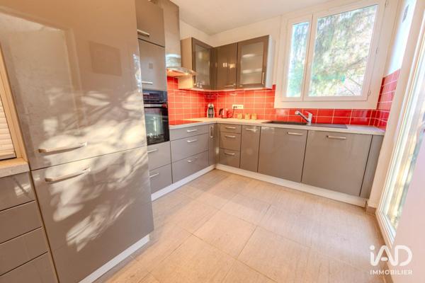 Maison à vendre 5 pièces 111 m² Saint-Égrève