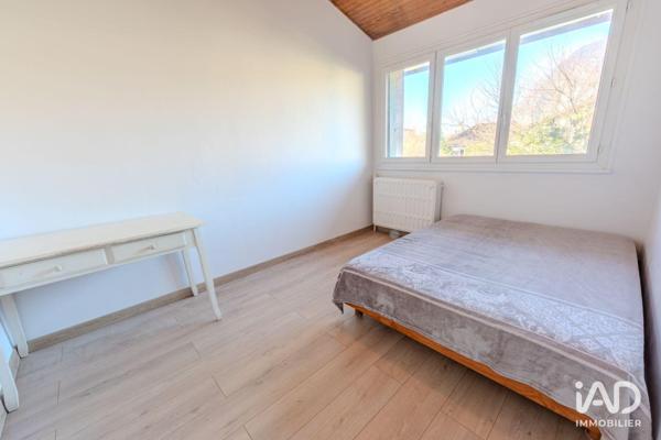 Maison à vendre 5 pièces 111 m² Saint-Égrève