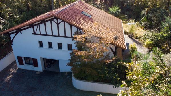 Unique : Propriété au coeur du Quartier des Vignes de Capbreton