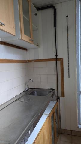 LE BOURGET Appartement  T2, 27m2, 1 chambre, 1 cuisine, 1 salle d'eau, 1 wc  travaux à prévoir