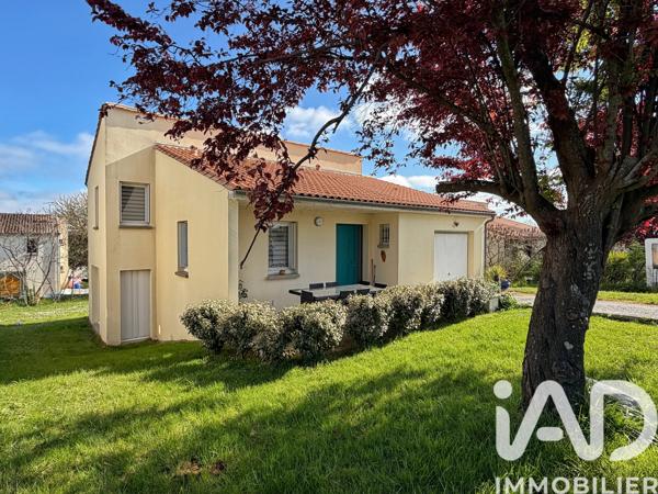 Maison à vendre 4 pièces 104 m² Mansle-les-Fontaines