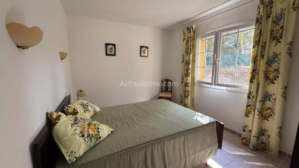 Vente                                                      Maison
                        
                     6 pièces                      218 m2                     à Vidauban