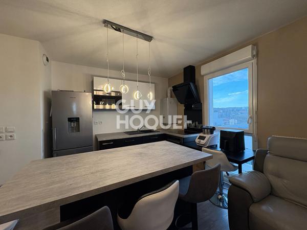 Appartement moderne / dernier étage / balcon et box fermé