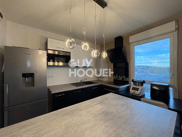 Appartement moderne / dernier étage / balcon et box fermé