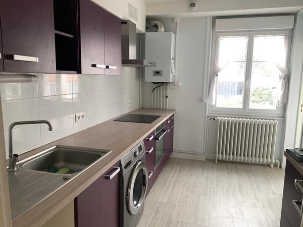 Chamalières, Appartement de 82 m 2 de 880 € CC
