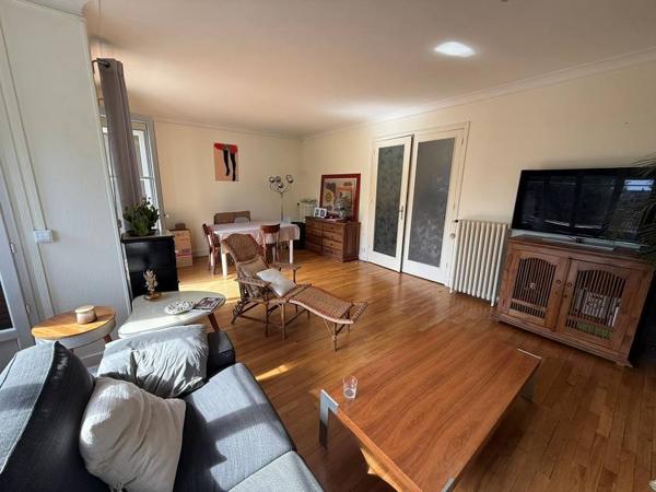 Chamalières, Appartement de 82 m 2 de 880 € CC