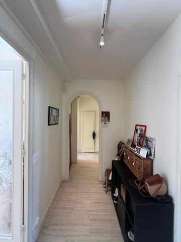 Chamalières, Appartement de 82 m 2 de 880 € CC