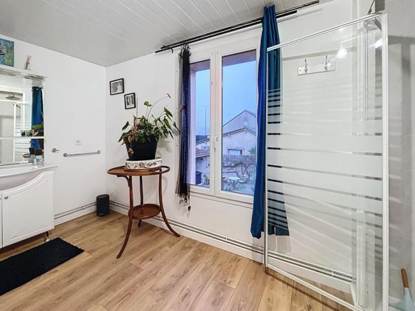 A 5mn de l'autoroute A34