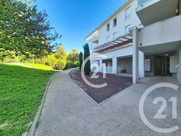 Appartement T2 à vendre  2 pièces - 45,55 m 2   ST MARTIN DE CRAU  - 13
