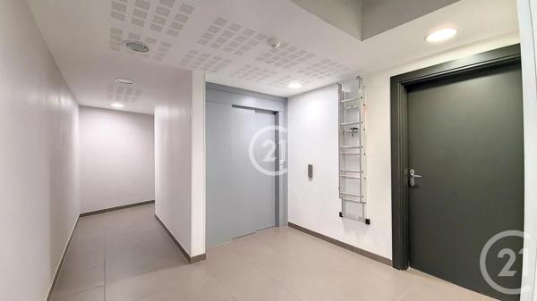 Appartement T2 à vendre  2 pièces - 45,55 m 2   ST MARTIN DE CRAU  - 13