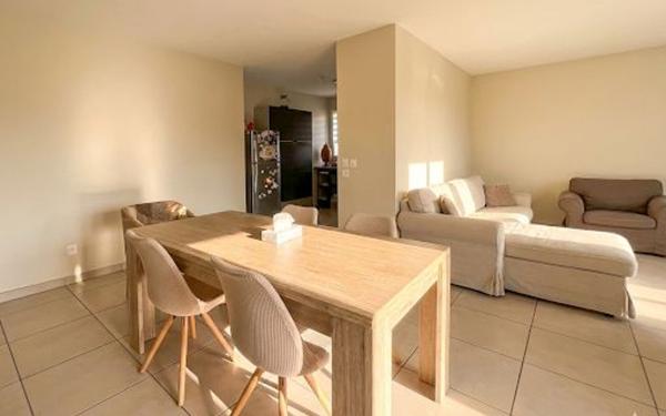 Appartement à vendre    4 pièces • 101 m2 Écully