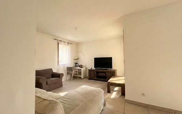 Appartement à vendre    4 pièces • 101 m2 Écully