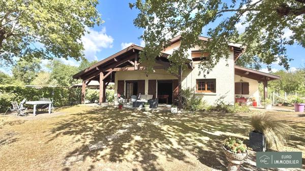 TRENSACQ - MAISON DES ANNÉES 70 - 120M2 - 4 CHAMBRES 1100M2 TERRAIN - GARAGES - LANDES (40) - NOUVELLE AQUITAINE