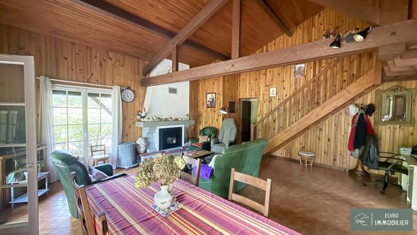 TRENSACQ - MAISON DES ANNÉES 70 - 120M2 - 4 CHAMBRES 1100M2 TERRAIN - GARAGES - LANDES (40) - NOUVELLE AQUITAINE