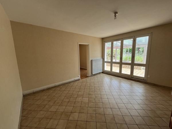 Maison à louer |  St-Jean-d'Angély |  4 pièces | 82 m²