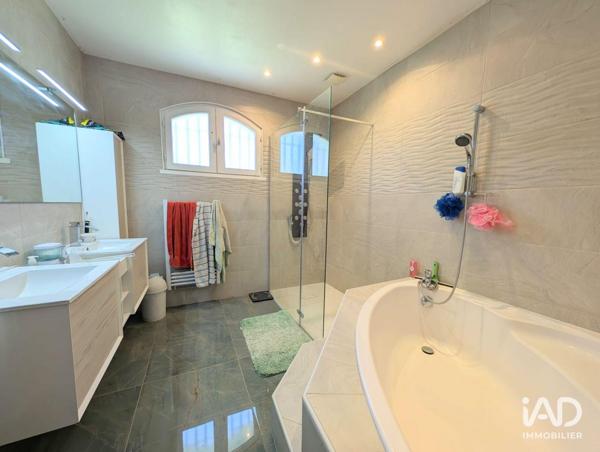 Maison à vendre 5 pièces 154 m² Latour-Bas-Elne