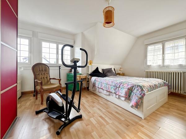 Maison Jouy Le Moutier 6 pièces 130m²