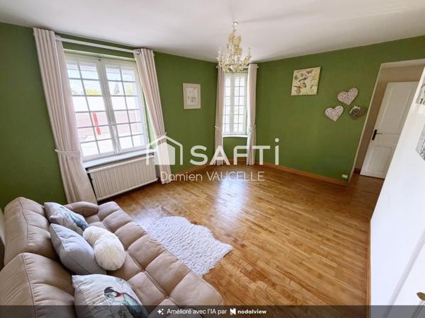 Belle maison de ville en pierre – 6 pièces avec jardin clos et arboré de 858 m².