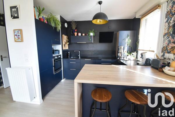 Appartement 4 pièces de 72 m² à Saint-Armel (35230)