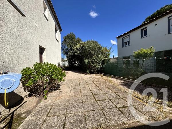 Maison à vendre  3 pièces - 157,40 m 2   AGDE  - 34