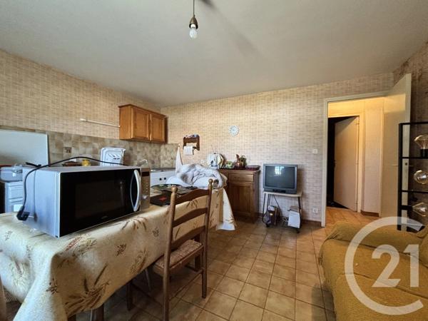 Maison à vendre  3 pièces - 157,40 m 2   AGDE  - 34